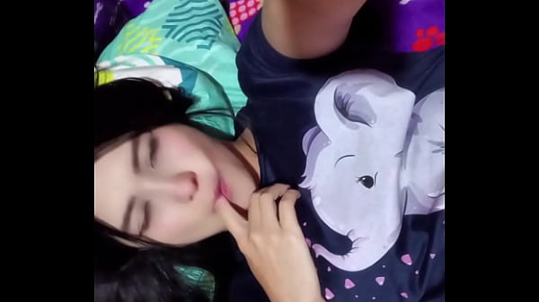ACTRIZ PORNO YULIETHGOMEZ SE MASTURBA SUS RICAS TETAS