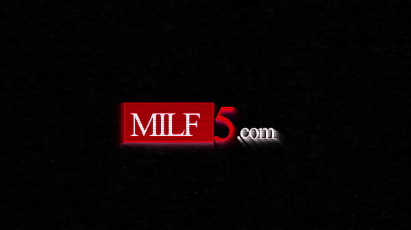 Super Spies Vanessa Sky And Lucky Fate Share A Moment Mid Mission | MILF5